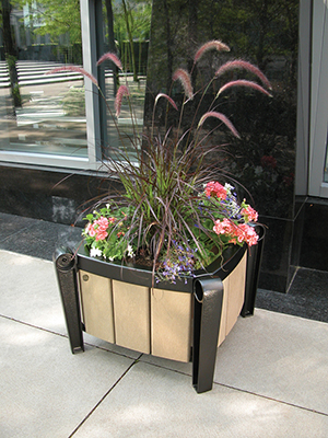 Flower Planter Cast Aluminum structure with 100% recycled plastic slats